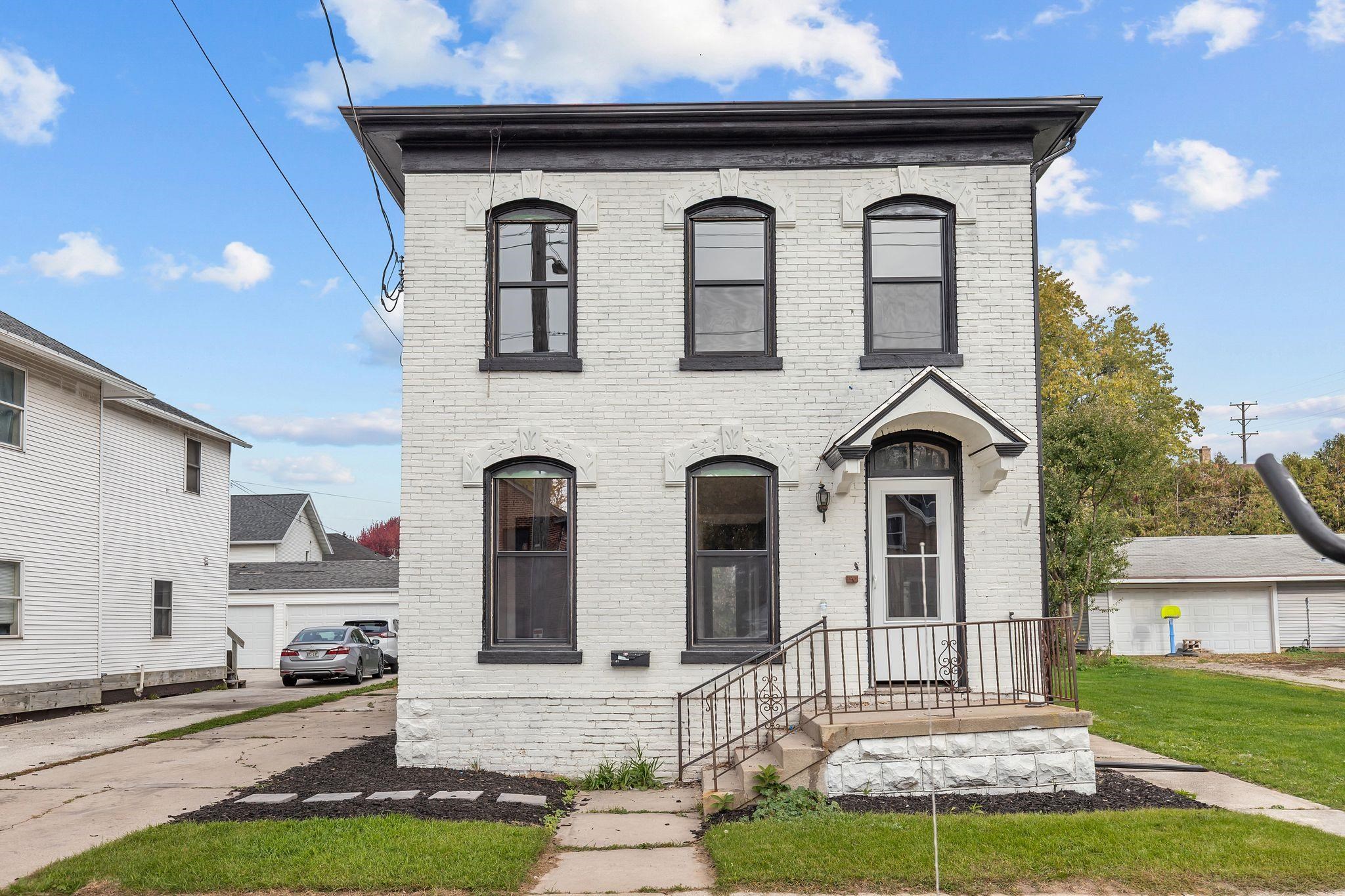 612 CHICAGO Street property preview photograph