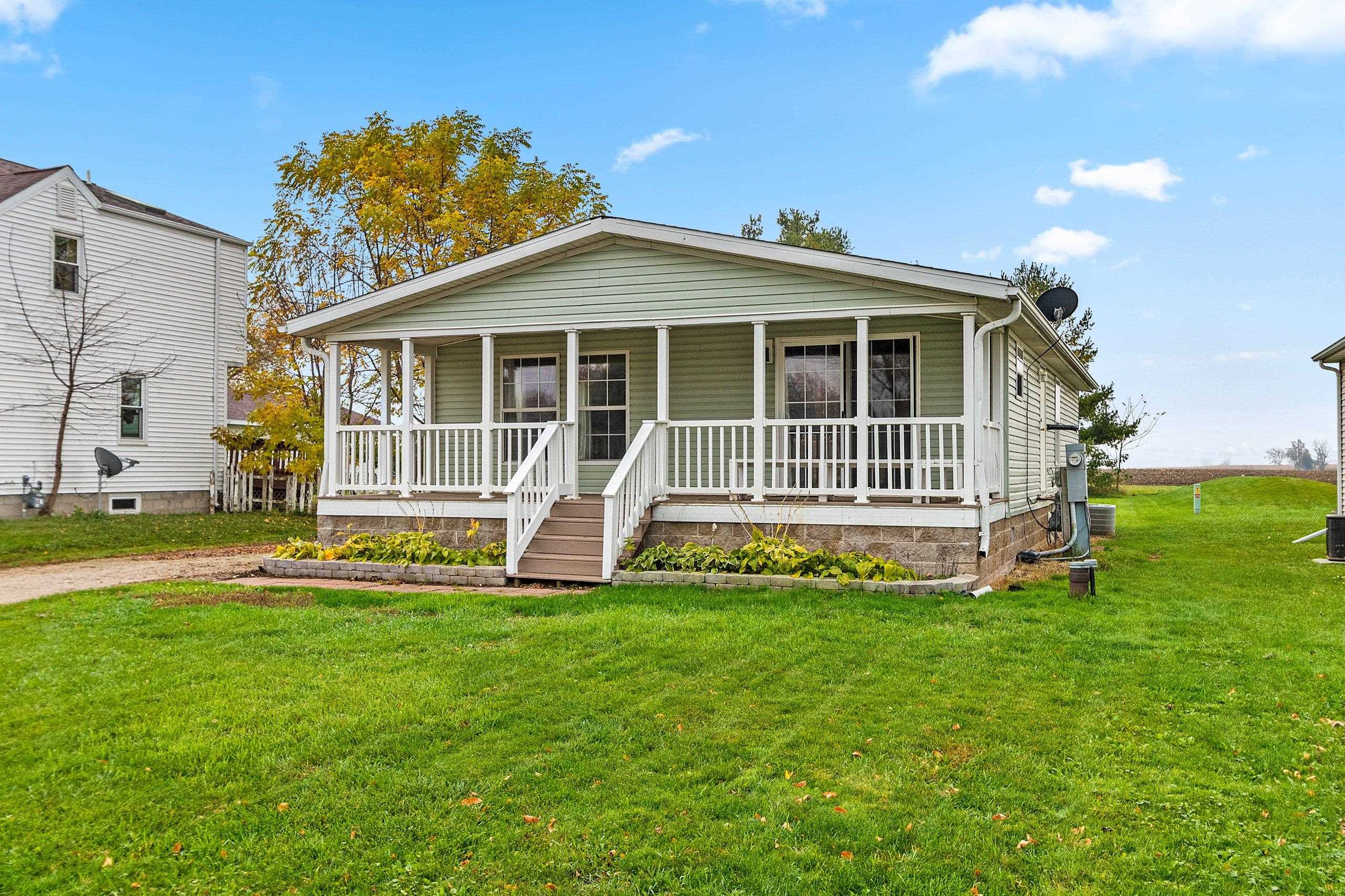 W2941 STATE RD 54 property preview photograph